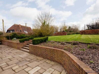 Affordable retaining wall company Yorkshire